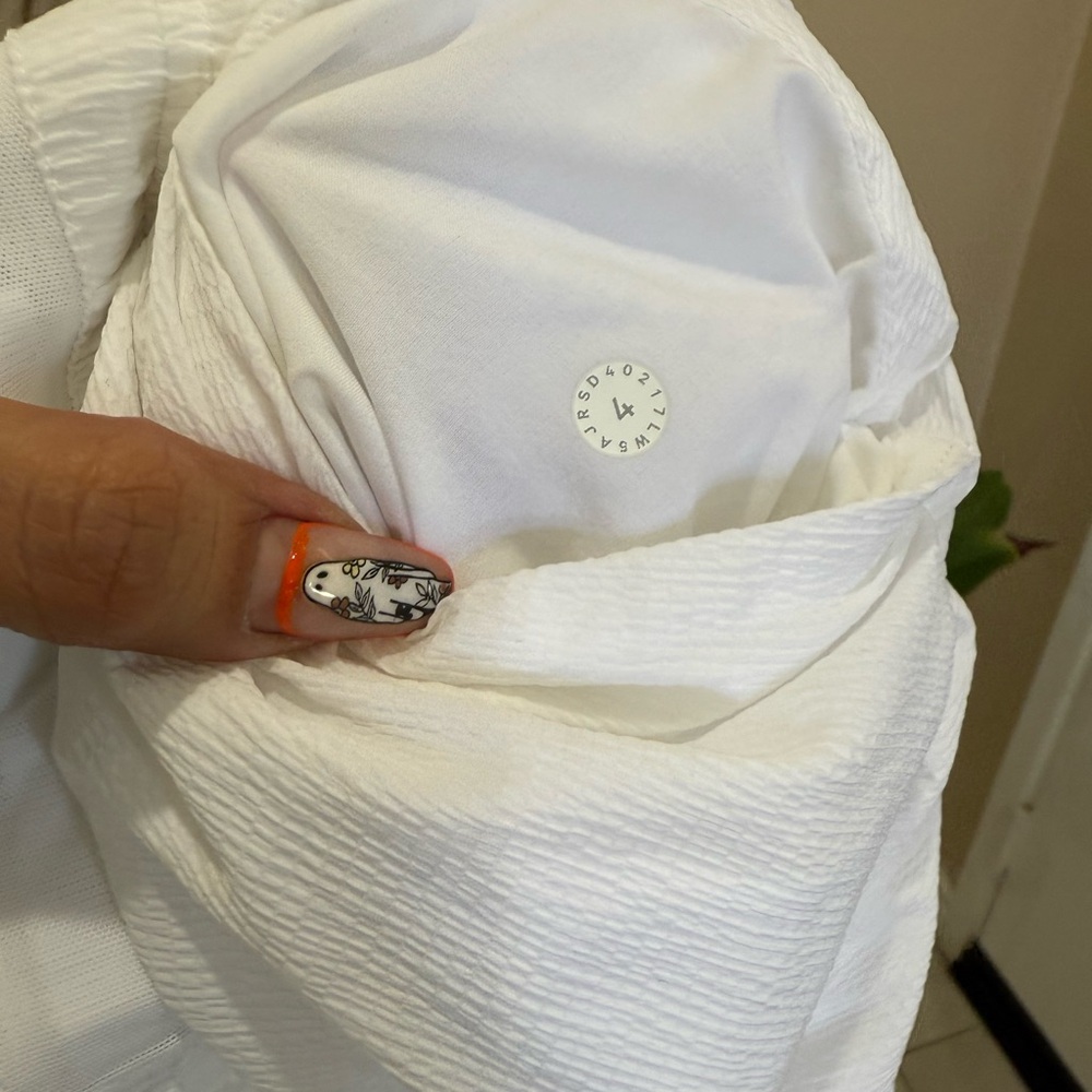 Lululemon In-Depth Jogger pants - Picture 11 of 11